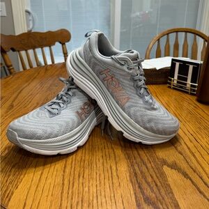 Hoka Gaviota 5’s size 10B